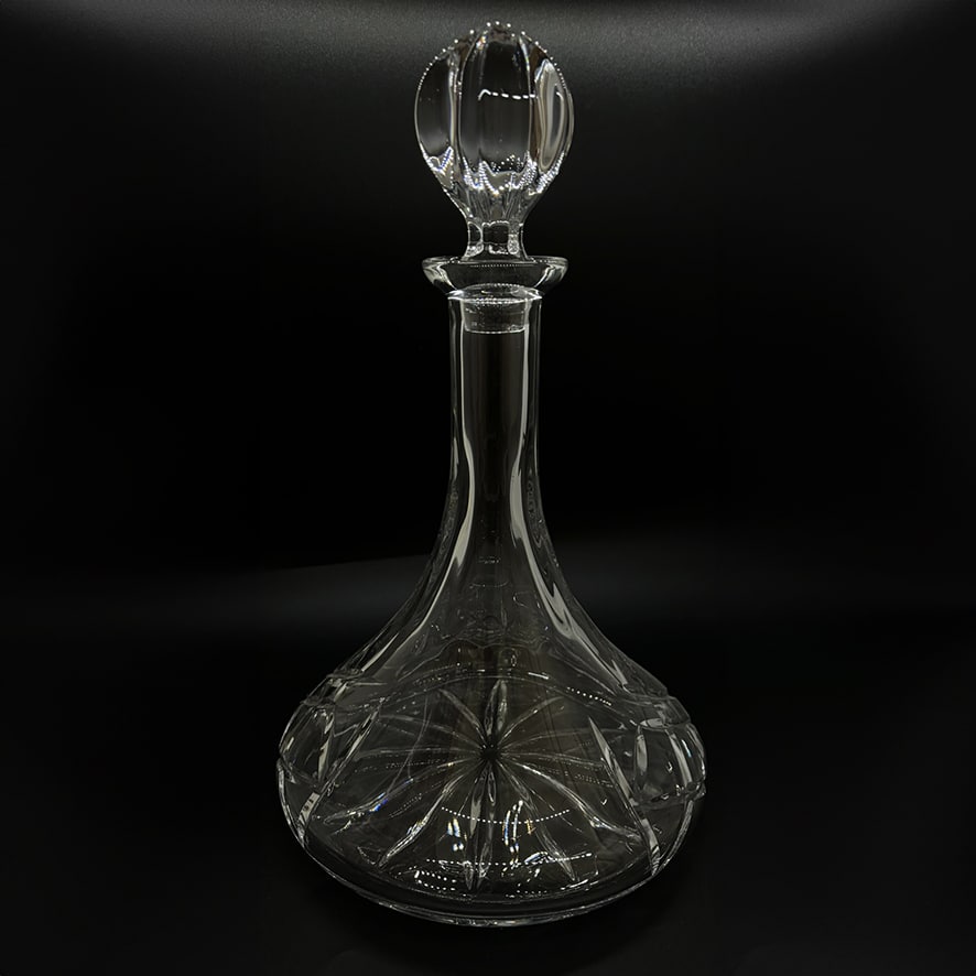 SHIPS DECANTER